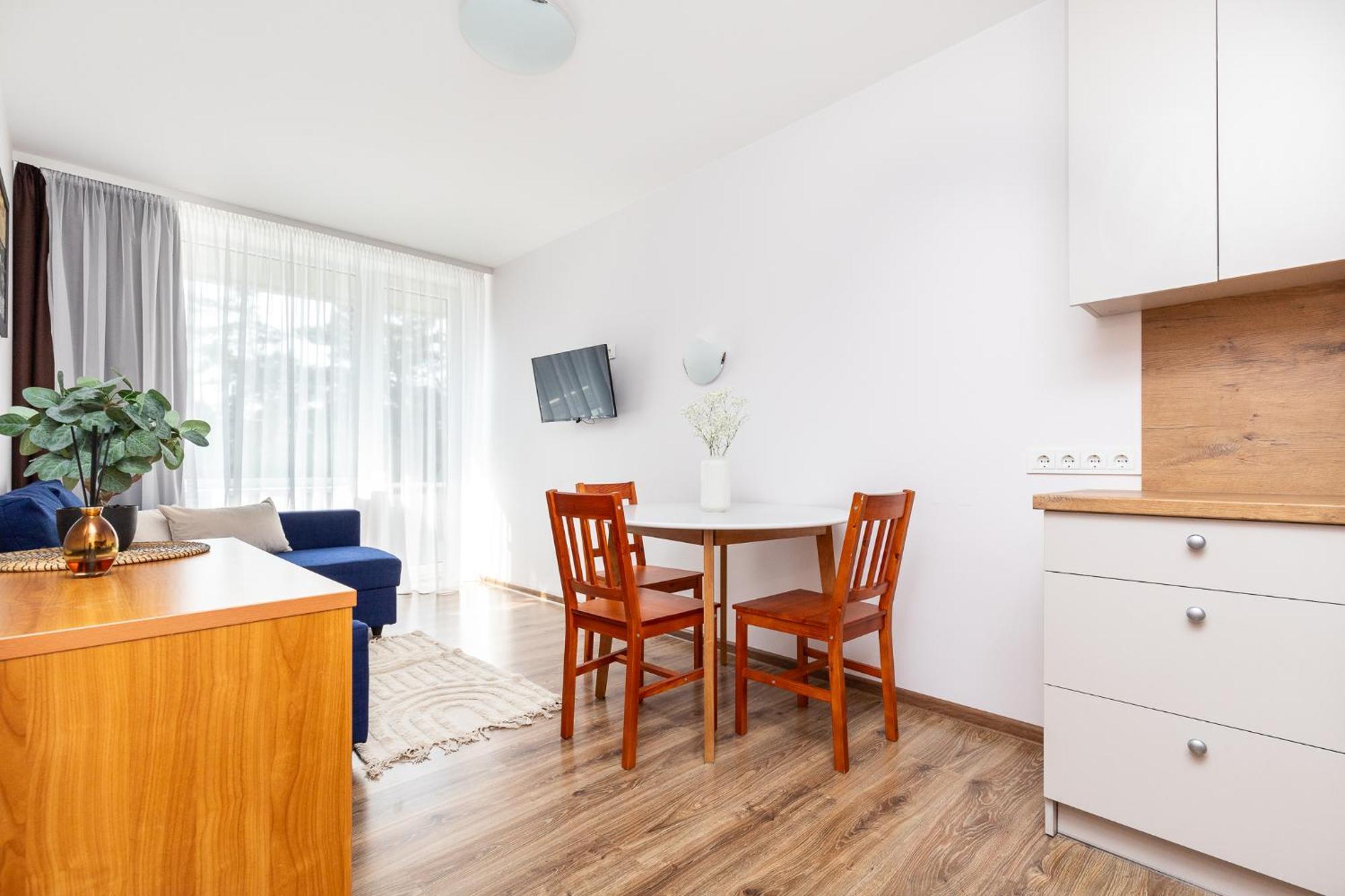 Alkos Namu Apartamentai Palanga Eksteriør bilde